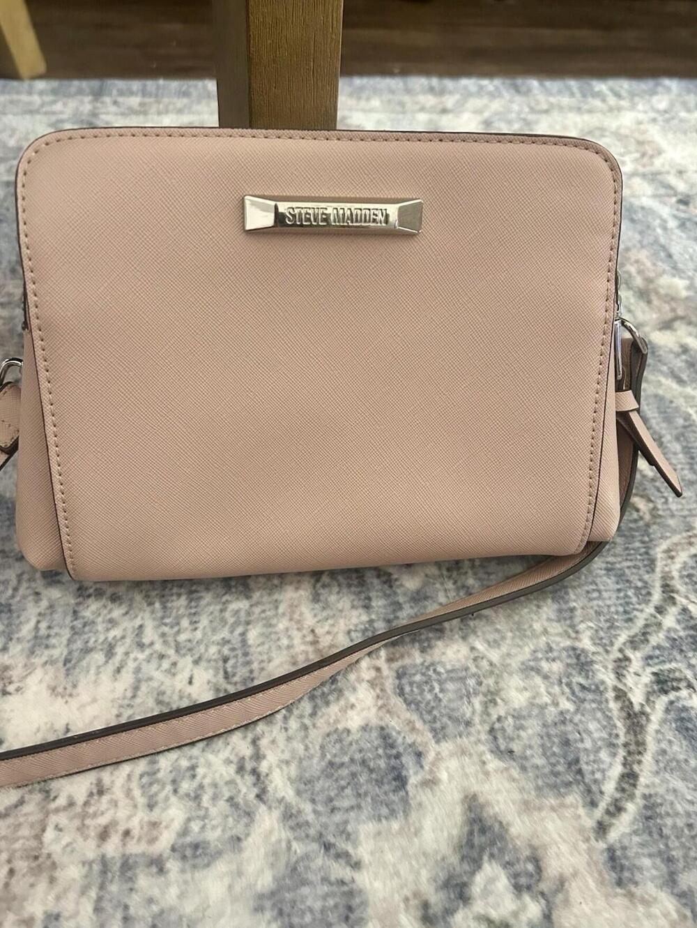 Steve Madden Pale Pink Women’s Crossbody Handbag W/Adjustable Strap - Picture 8 of 9